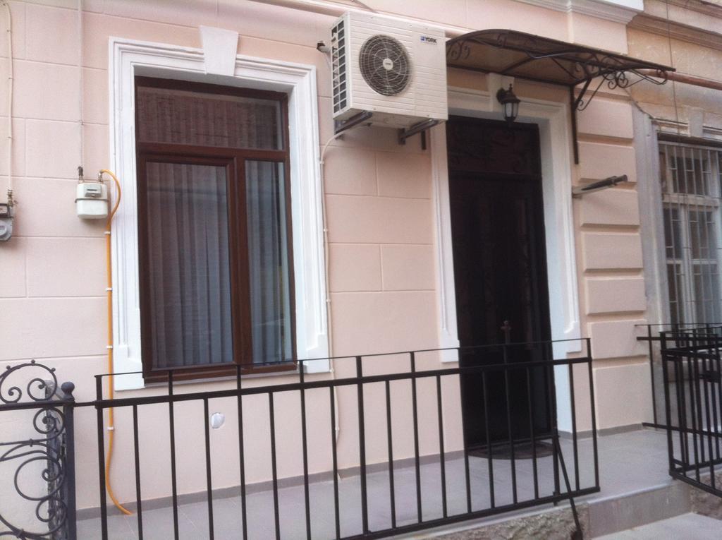 Comfortable Flat In Central Tbilisi ห้อง รูปภาพ