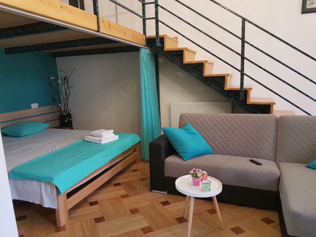 Comfortable Flat In Central Tbilisi ภายนอก รูปภาพ